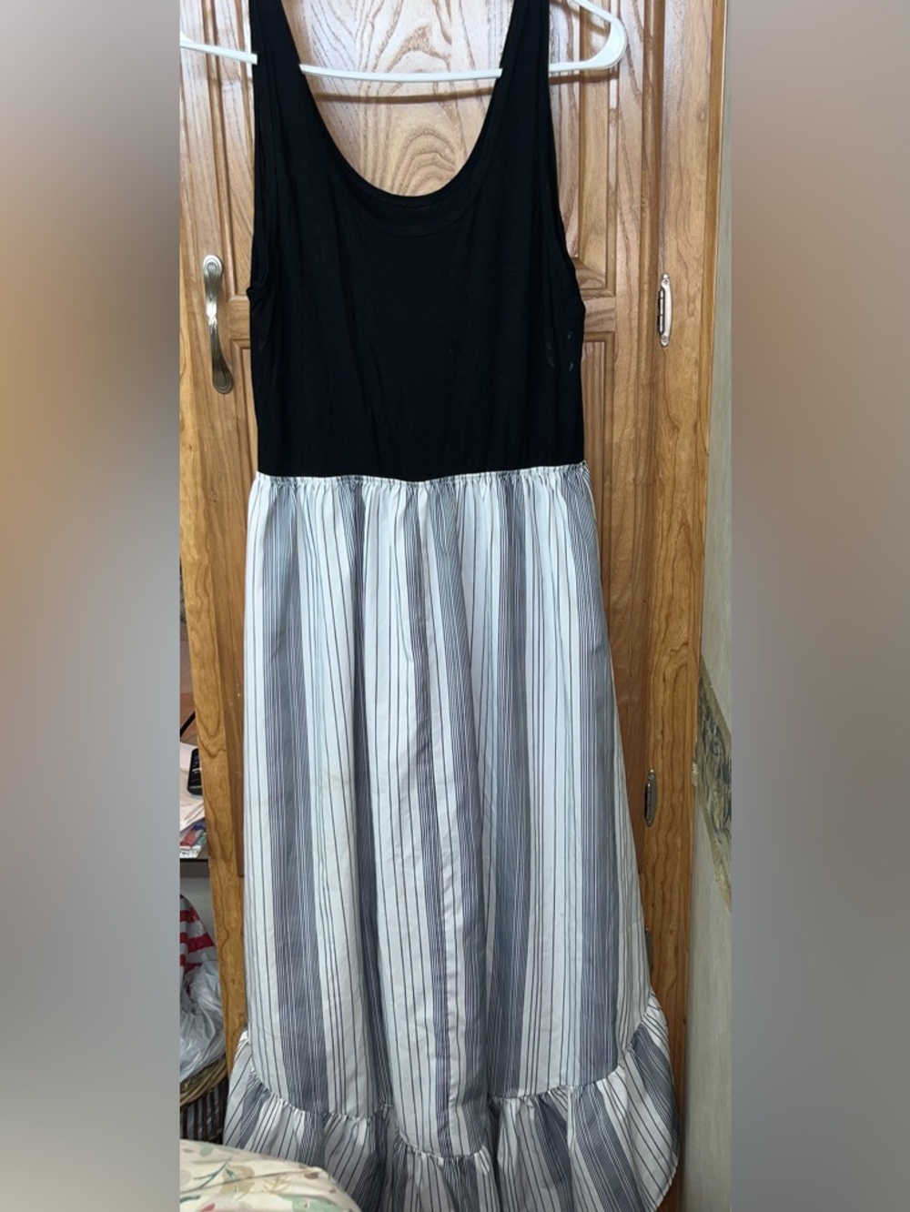 Lou & Grey Women’s Maxi Dress Black White Razorback Sleeveless Tank Size L